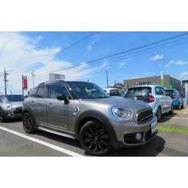 ★展示車★　MINIクーパーS E クロスオーバーALL4