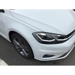 フォルクスワーゲン　ゴルフ　車検ご入庫