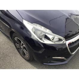 プジョー　208　車検ご入庫