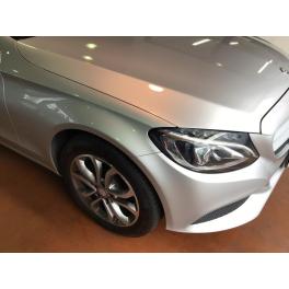 ベンツ　C180　車検ご入庫