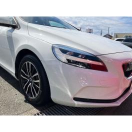 ボルボ　V40　車検ご入庫