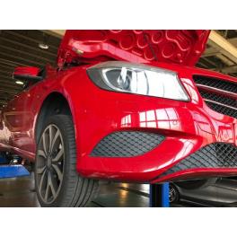 メルセデスベンツ　A180　車検（事前見積）ご入庫