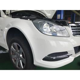 メルセデスベンツ　C200　 1年点検ご入庫