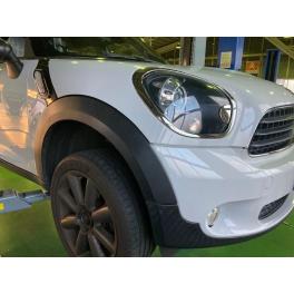 BMW　MINI　車検ご入庫