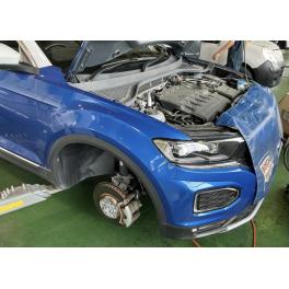 フォルクスワーゲン　T-Roc　車検ご入庫