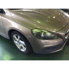 ボルボ　V40　車検ご入庫